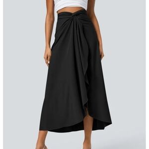Halara Breezeful High Waisted wrapped tie  2-in-1 Skirt L- black